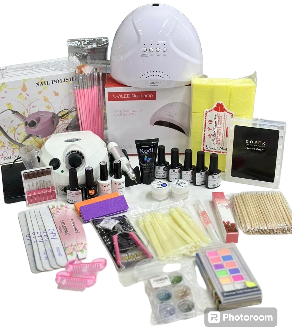 NAIL PRO набор для покрытия гель-лаком 22 шт