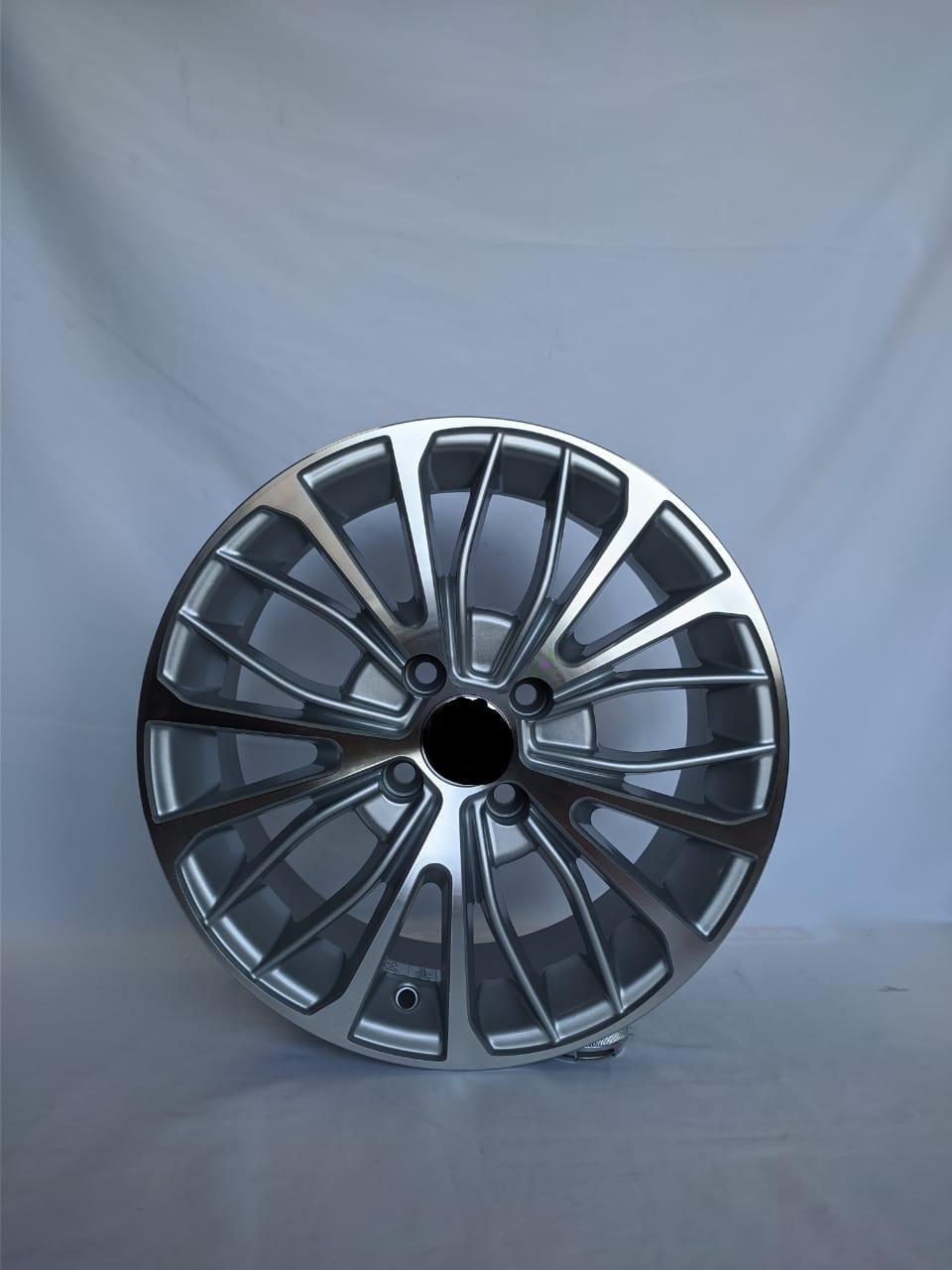 RS 1032 6.5x15/4x100 D67.1 ET35 серебристый