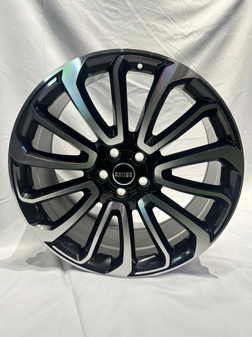 H702F 9.5x22/5x120 D72.6 ET49 4 диска черный, серебристый