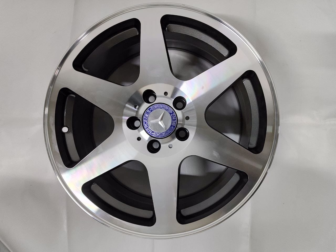 Wheels BJ010A 8x17/5x112 D66.6 ET35 черный