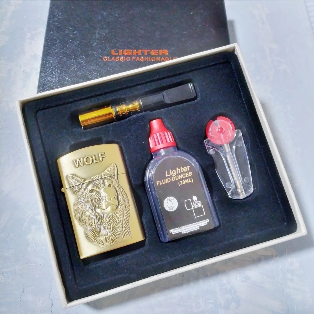 Бензиновая зажигалка Волк 303831, металлический сплав