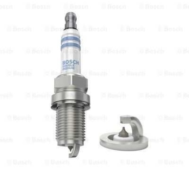 Свеча зажигания Bosch 0 242 229 878