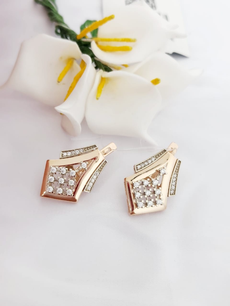 Серьги Altyn Gold AL3000282 вес 5.26 г золото, фианит