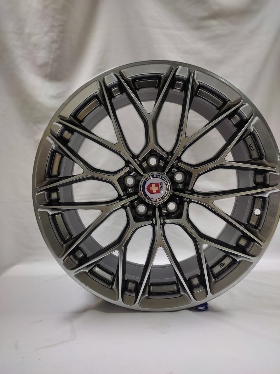HRE 8122 8x18/5x114.3 D67.1 ET40 графит