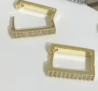 Серьги Fashion Jewellery титан, медицинская сталь, фианит