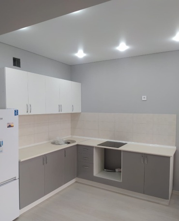 Кухонный гарнитур Mebellion Modul, 210x215х240 см, ЛДСП, белый, серый