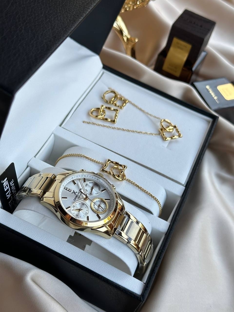 Кварцевые Daniel Klein Billion Watches нержавеющая сталь