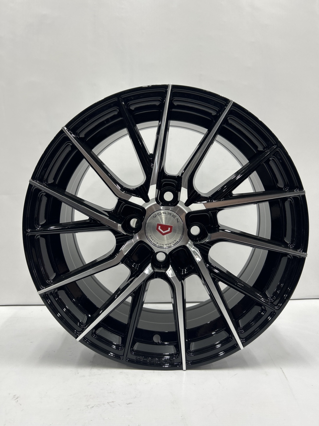SSM 098 7x15/4x100 D67.1 ET35 черный, серебристый