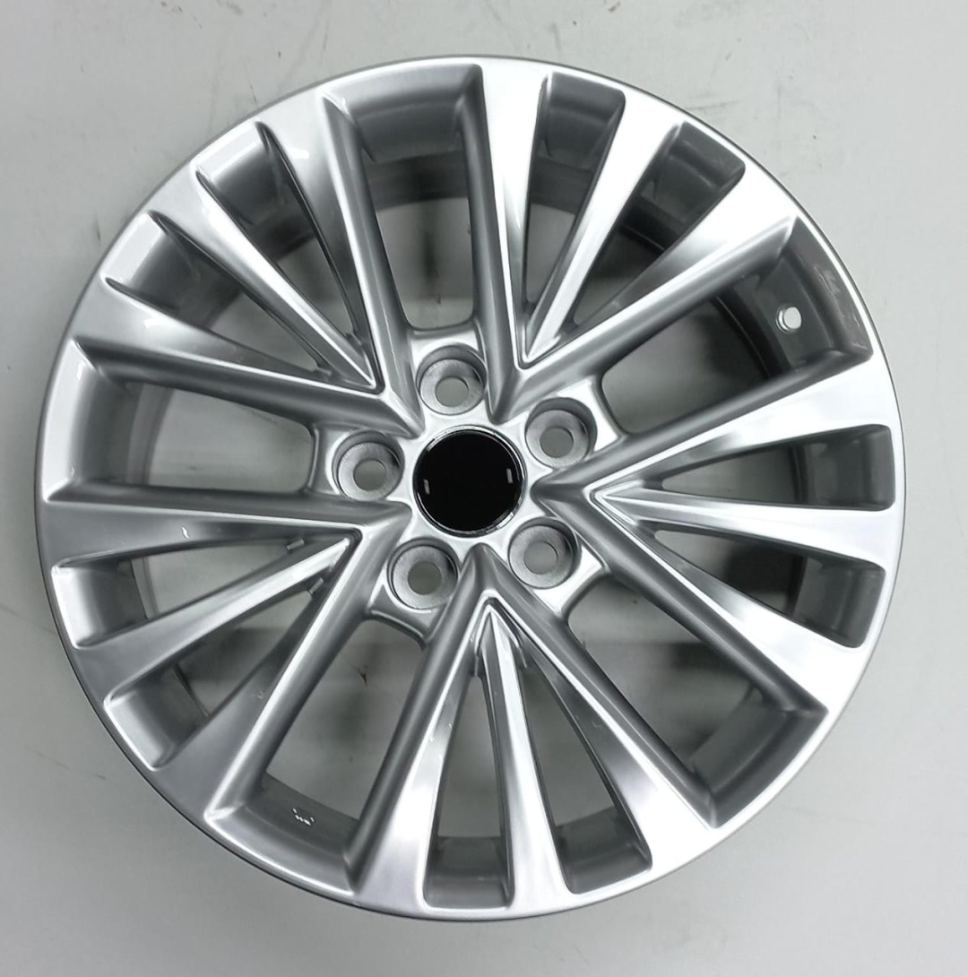 Toyota 570-17 7x17/5x114.3 D60.1 ET40 серебристый