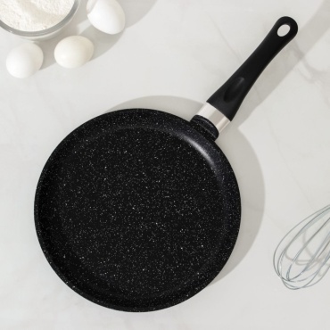 Блинная сковорода Мечта Granit Black 24 см с антипригарным покрытием, алюминий
