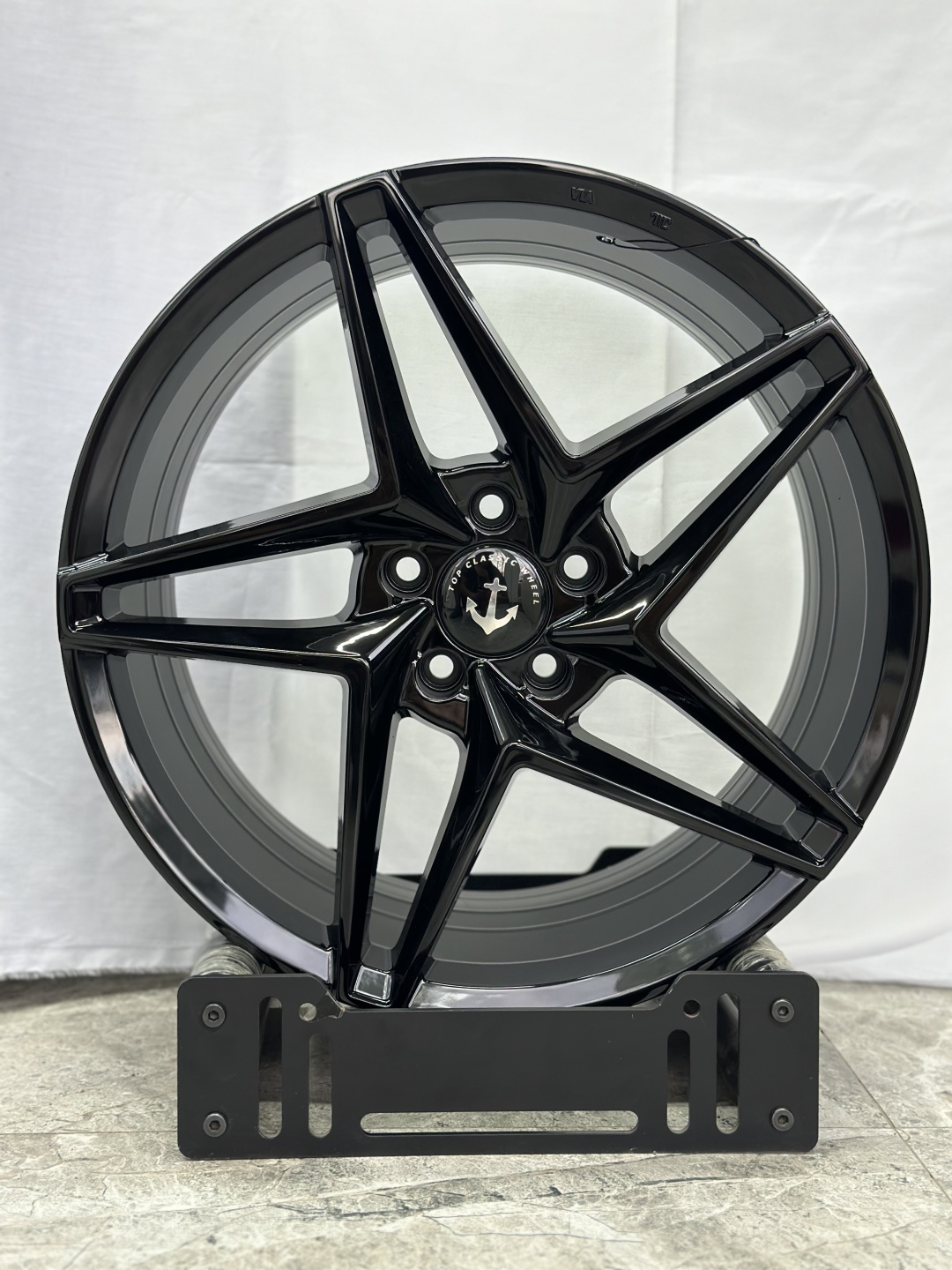 Replay 6292 8x18/5x108 D73.1 ET35 4 диска черный