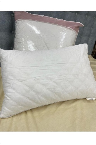 Подушка AIMEE 70x70 см, нановолокно