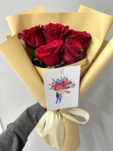 Floria.kz моно-букет с открыткой роза 5 шт 50 см