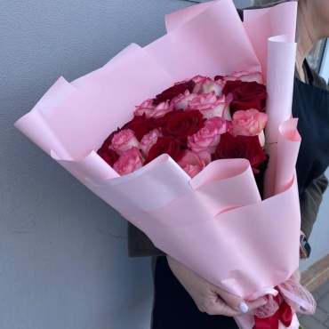 Bestflowers моно-букет в оформлении роза 25 шт 50 см