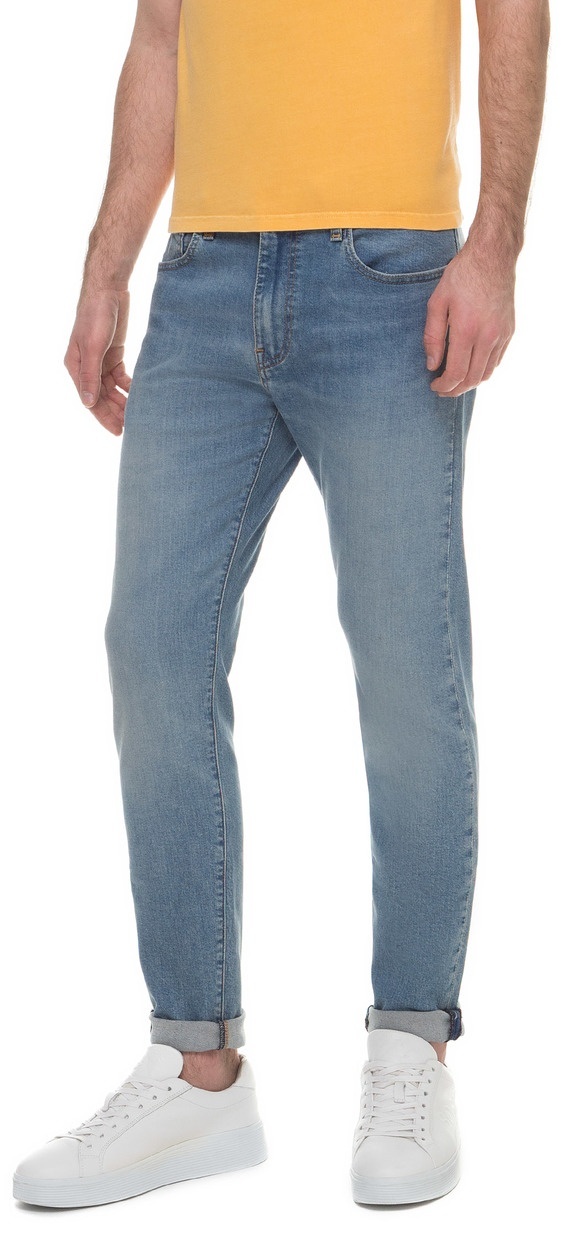 Джинсы зауженные Levis голубой