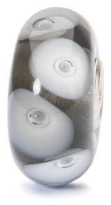 Шарм Trollbeads По ступенькам TGLBE-10434 вес 1.95 г серебро, стекло