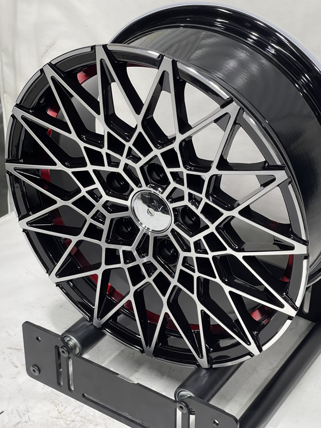 Top Grade Zt102 6.5x16/4x100 D67.1 ET35 4 диска черный, серебристый, красный