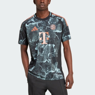 Футболка adidas черный
