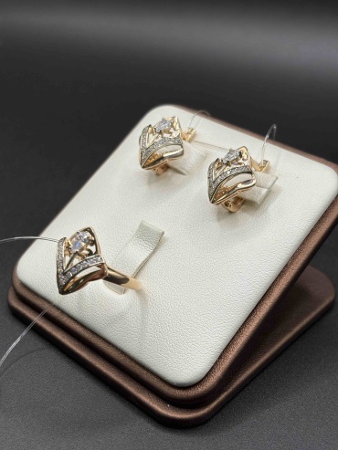 AZIMA GOLD AZ373738 вес 6.6 г золото, фианит