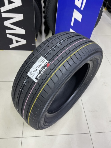 Yokohama Advan V61 265/55 R19 109 V
