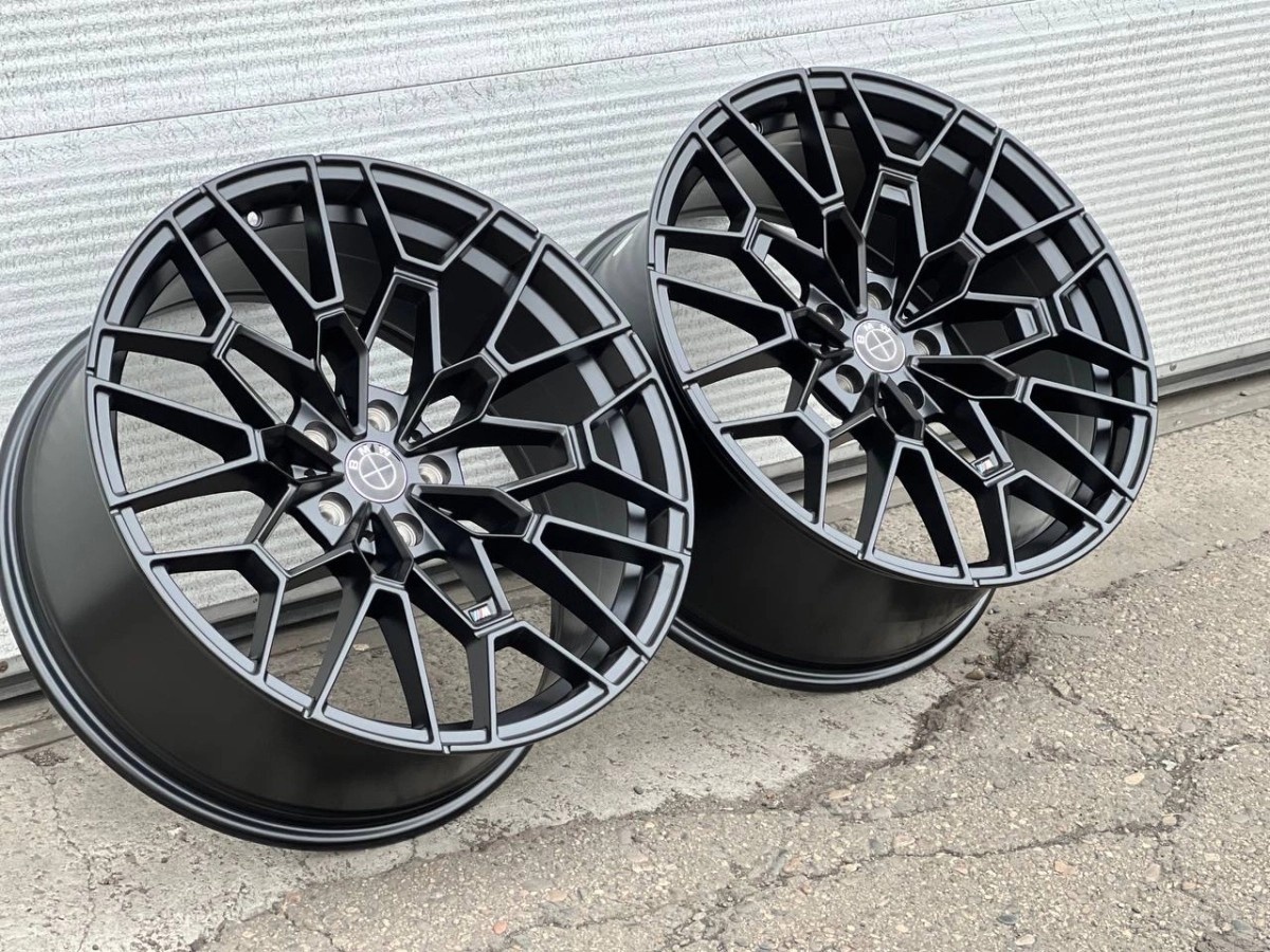 Bmw-827m-0384_3 8.5/9.5x20/5x112 D66.6 ET26 4 диска черный, серебристый, графит