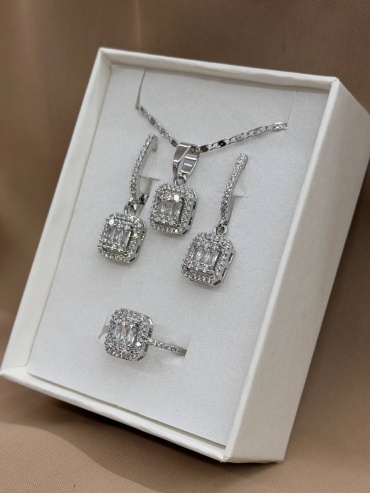 DiA медицинская сталь, медицинское золото, кристаллы Swarovski
