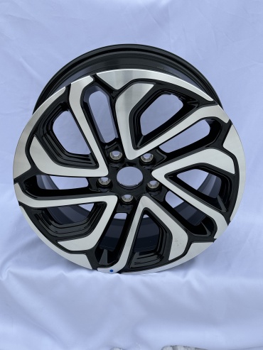 Top Grade 9885 7x17/5x110 D63.4 ET48.5 4 диска черный, серебристый