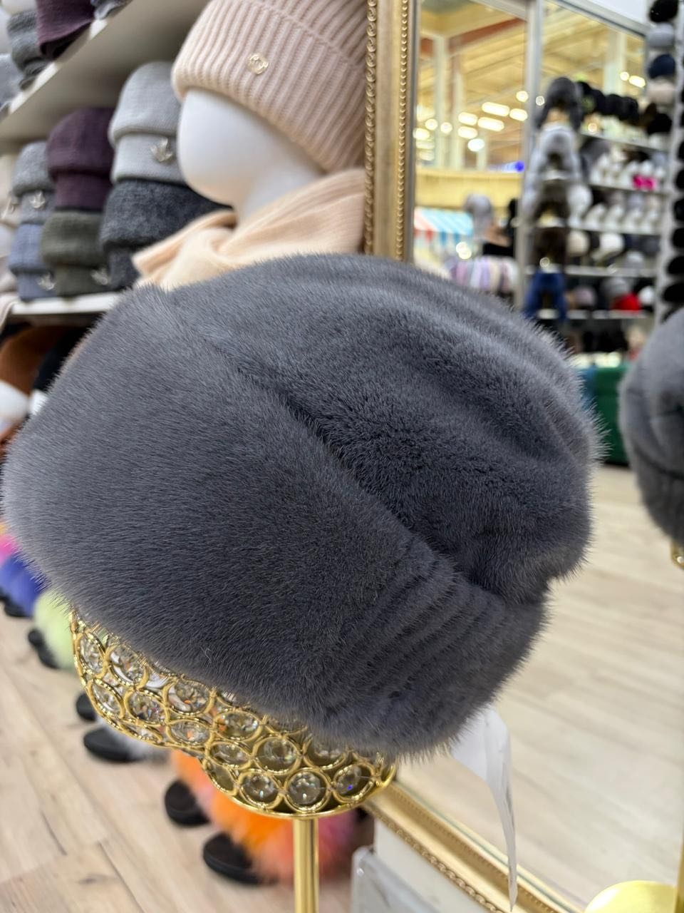 Шапка SemiFur размер 60, темно-серый