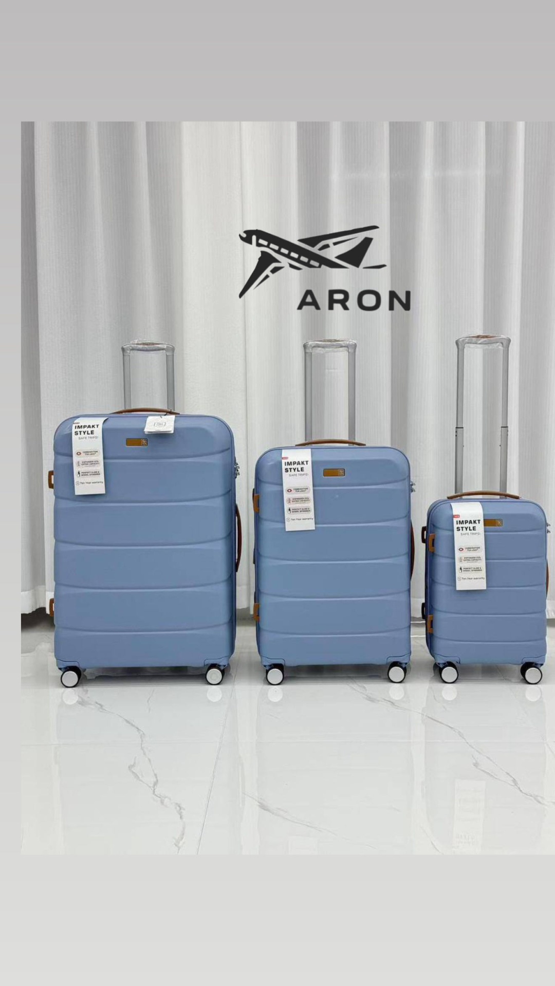 Чемодан ARON-2407 поликарбонат 220 л голубой