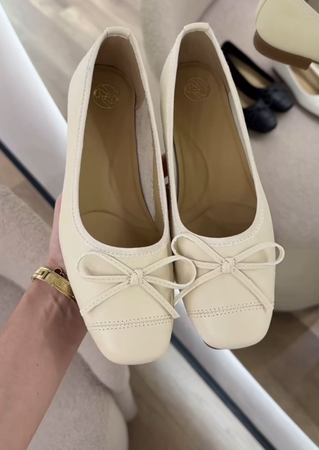 Балетки светло-бежевый