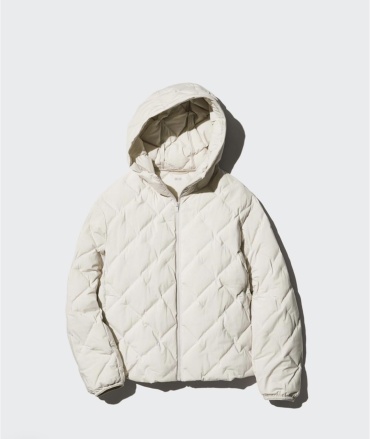 Демисезонная куртка Uniqlo айвори