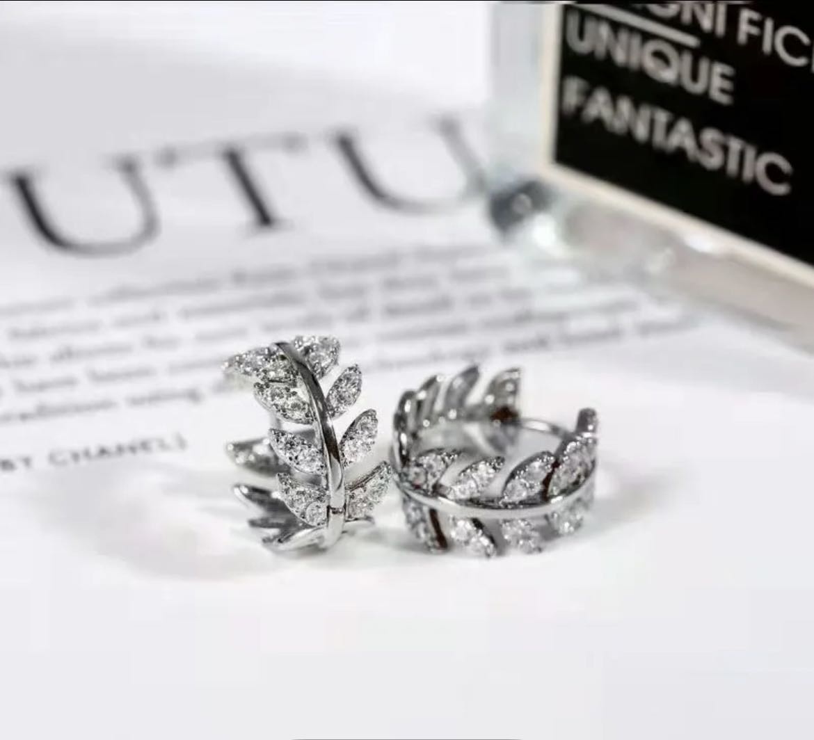 Серьги Золото 2318646 вес 2.8 г серебро, фианит