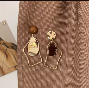 Серьги Jewelry бижутерный сплав, нержавеющая сталь, без вставок
