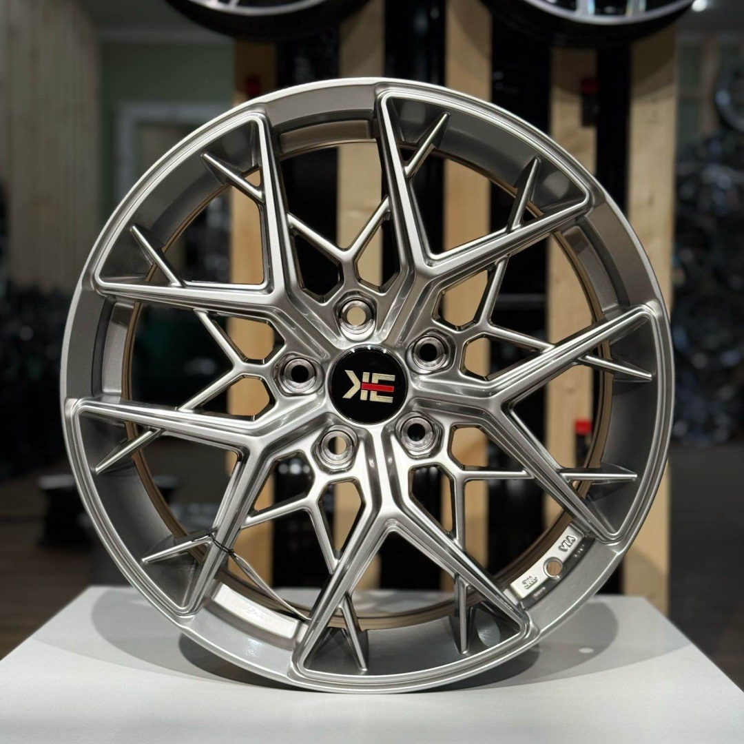 RNO 006 7.5x17/5x112 D66.6 ET35 4 диска серебристый