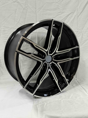 Auher 3076 8.5/9.5x20/5x112 D66.6 ET35 4 диска черный, серебристый
