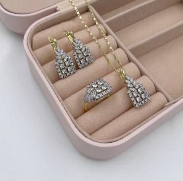 Медицинское золото, кристаллы Swarovski