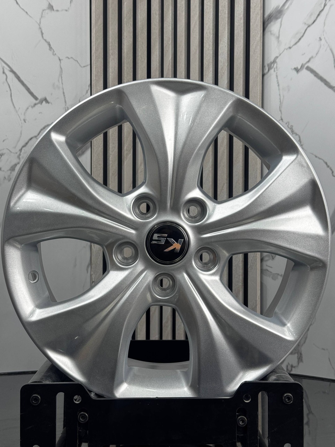 Top Grade EXPH596 6x16/5x114.3 D67.1 ET43 4 диска серый