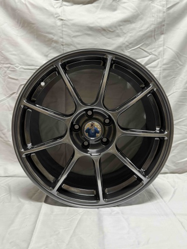 Auher YF9017 8.5x18/5x114.3 D73.1 ET40 4 диска графит
