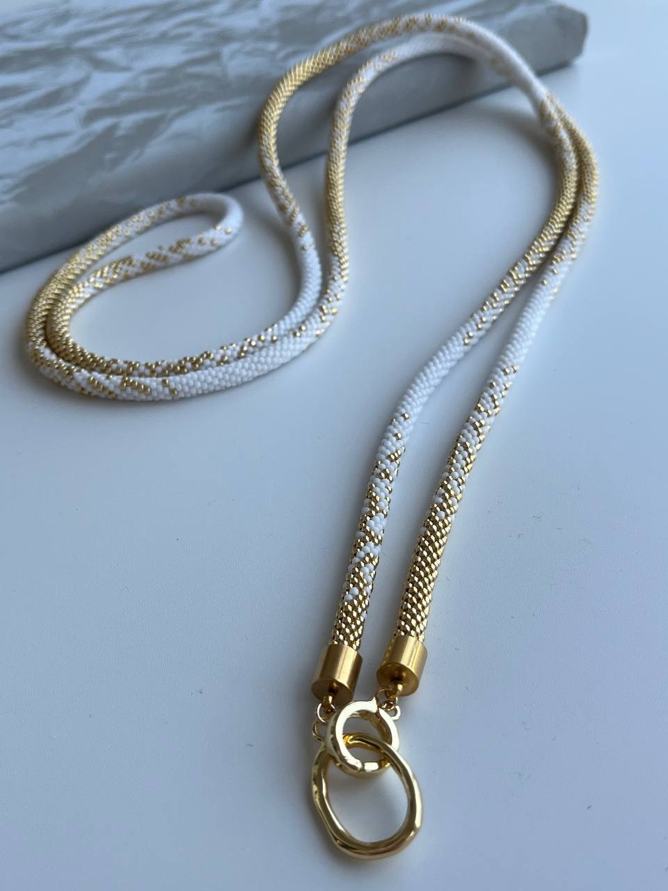 BeautyGift длина 122 см латунь, бисер