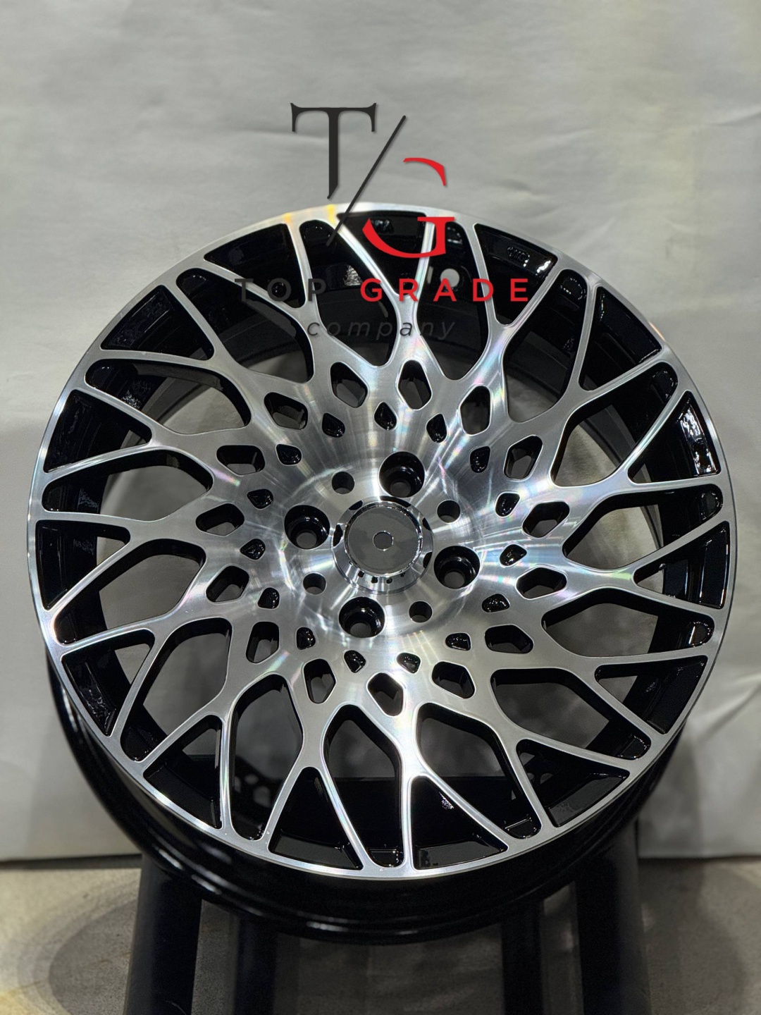 Top Grade 6003 7x16/4x100 D67.1 ET35 4 диска черный, серебристый