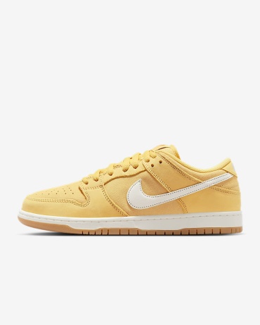 Кроссовки Nike SB Dunk Low Pro желтый