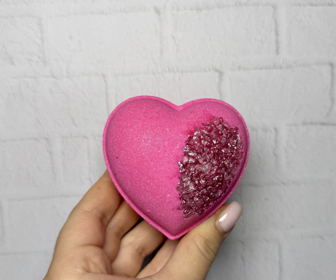 Bath_cosmetics_kz Сердце розово-красное бомбочка 150 г