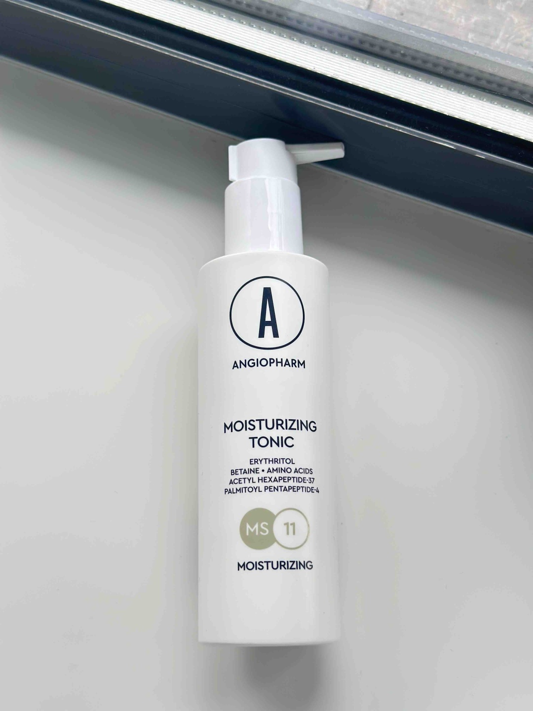ANGIOPHARM тоник Moisturizing tonic 200 мл