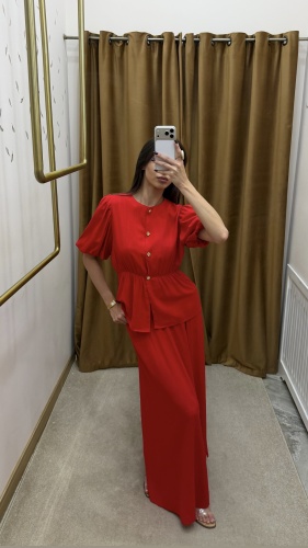Костюм вечерний CHIC красный