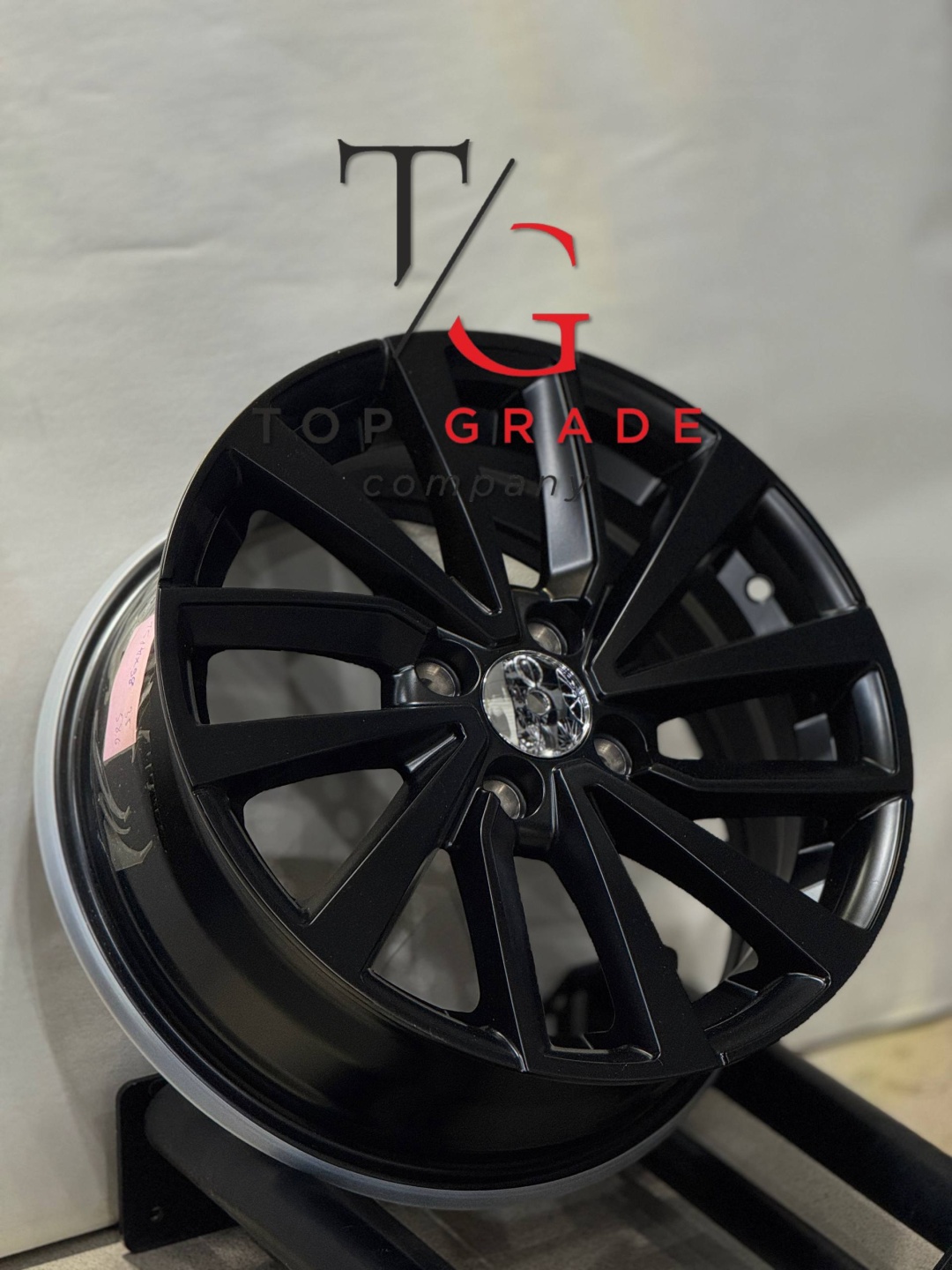 Top Grade 506 6x15/4x98 D58.6 ET35 4 диска черный