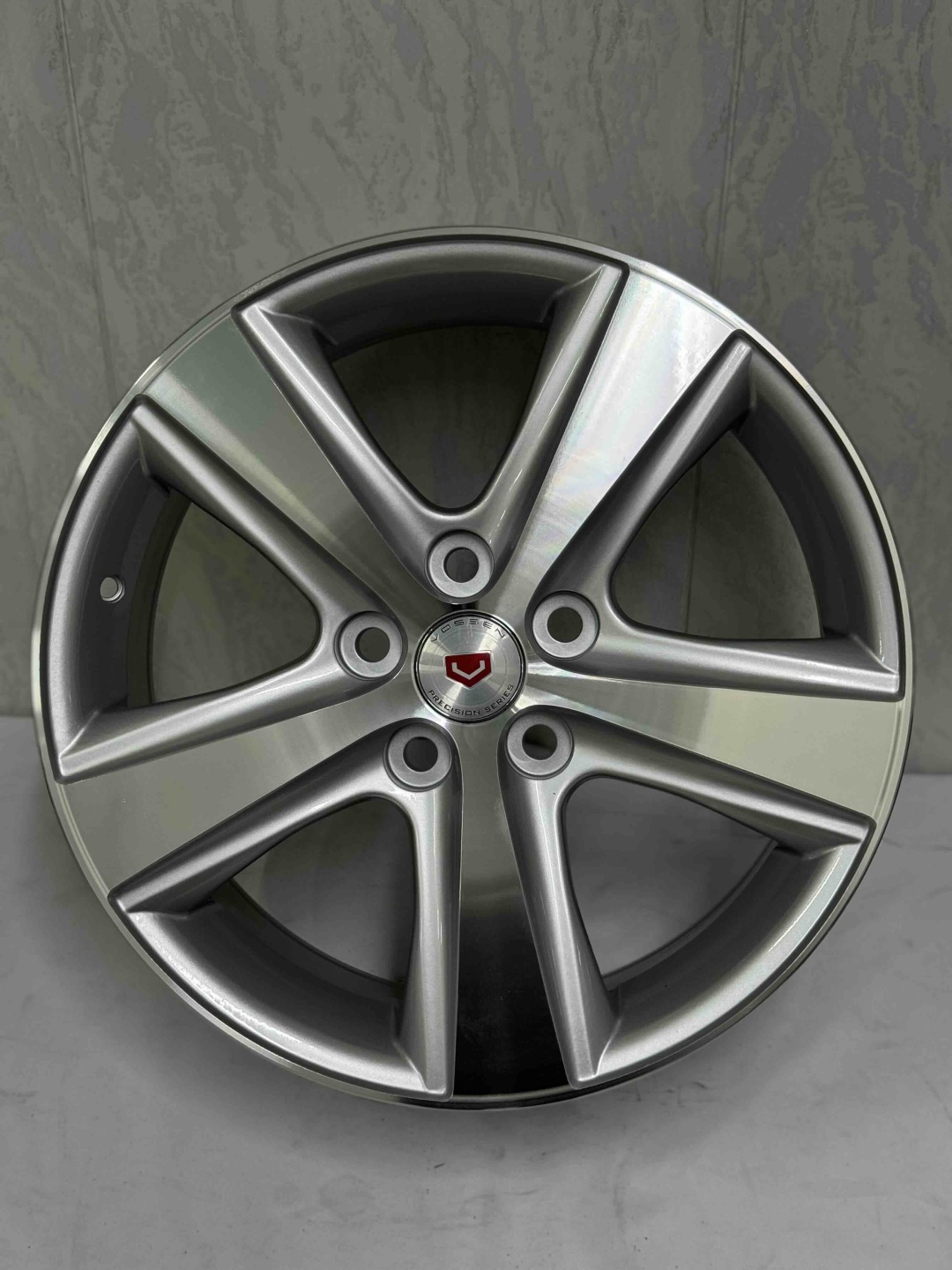 Top Grade 50019 7x17/5x114.3 D60.1 ET40 4 диска серебристый