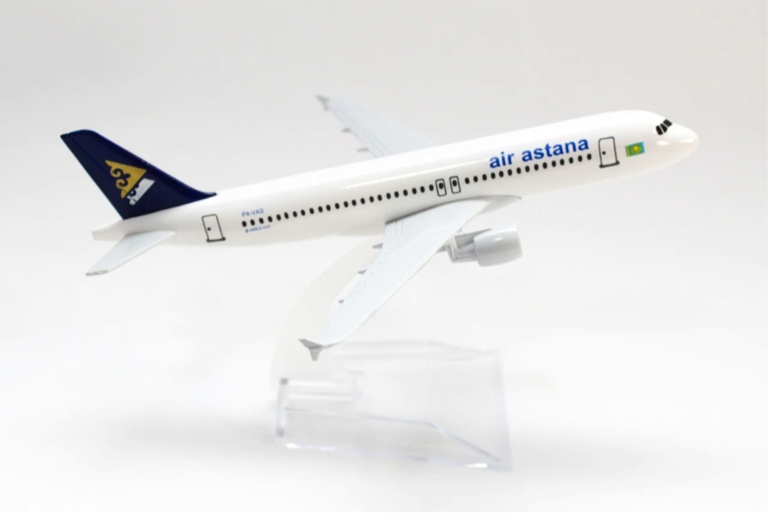 Коллекционная модель Самолет Air astana 1:350