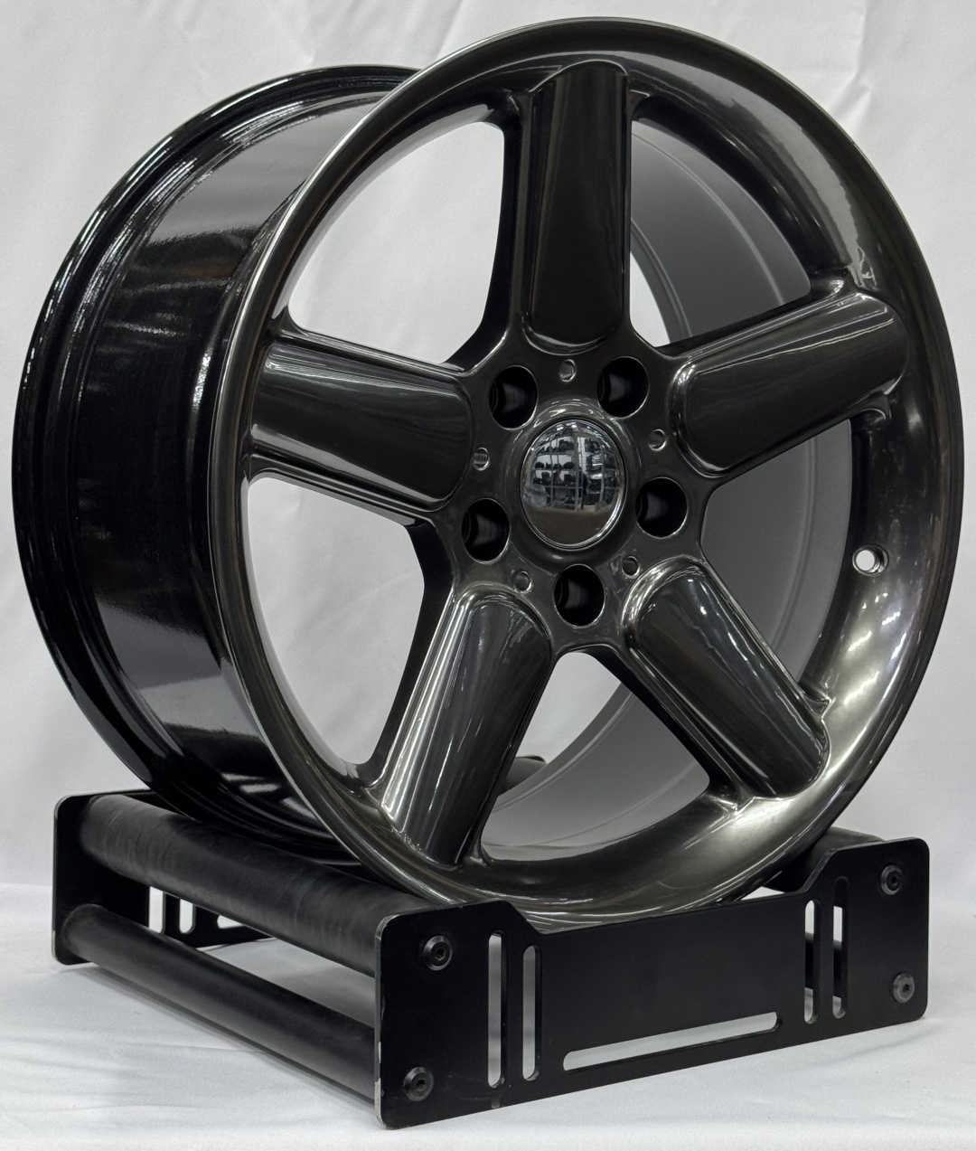 RNO BMW5025 8.5x17/5x120 D74.1 ET15 4 диска графит