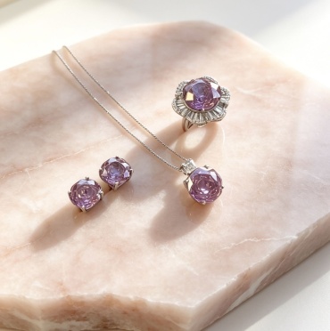 Комплект медь, нержавеющая сталь, кристаллы Swarovski, цирконий