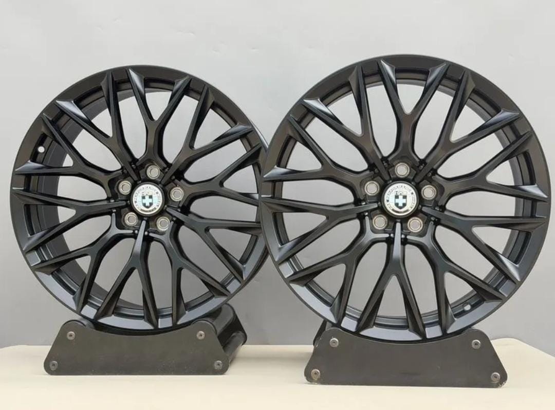 Rainbow Dance HRE X38 8x18/5x114.3 D73.1 ET35 4 диска черный матовый